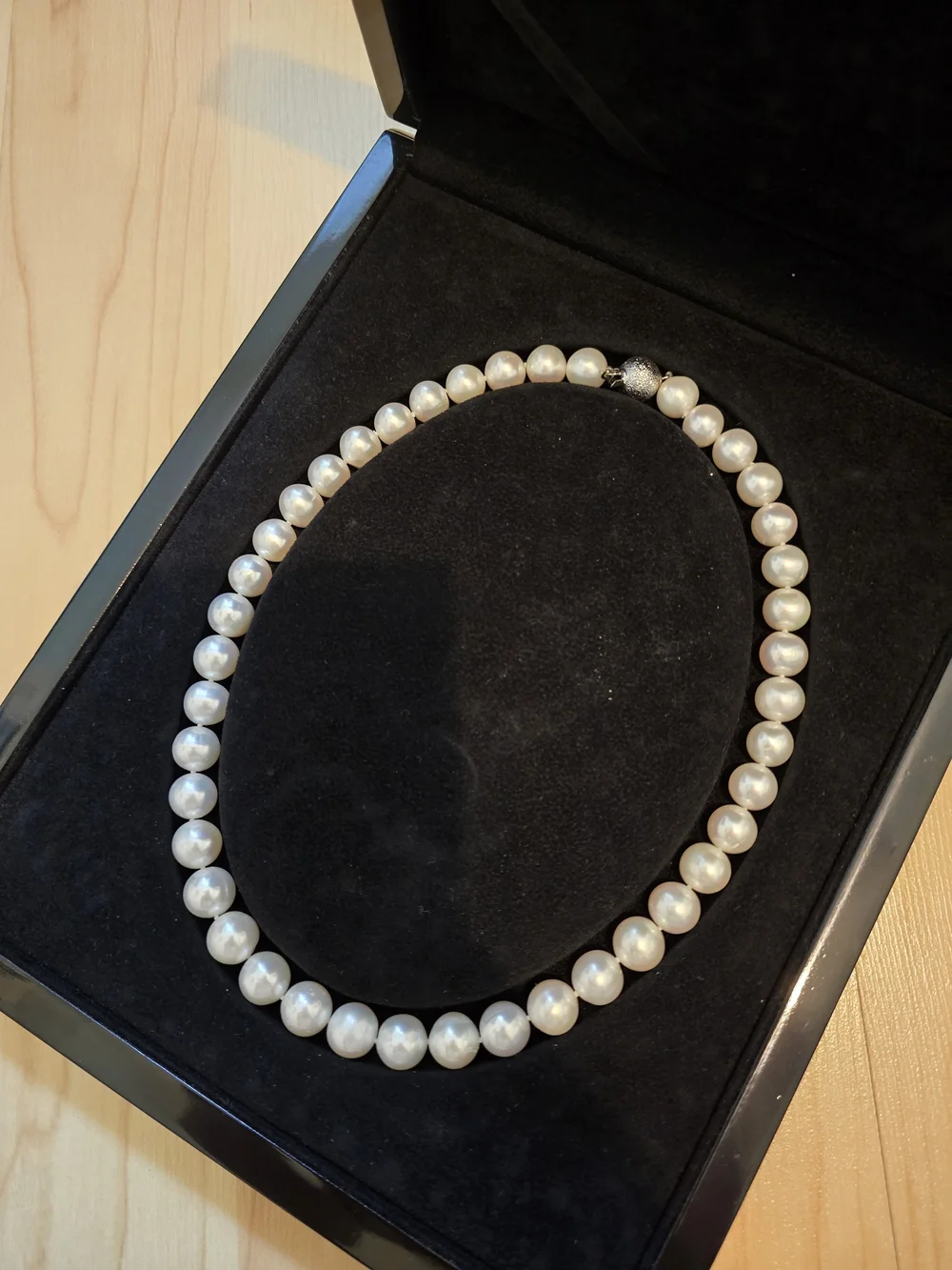 N/A elegant strand